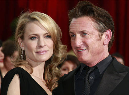 Sean Penn se refugia en labores humanitarias después de su divorcio