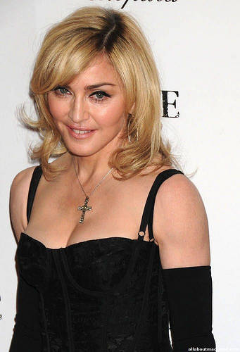 Madonna se mete en los negocios de lleno Madonna se mete en los negocios de lleno