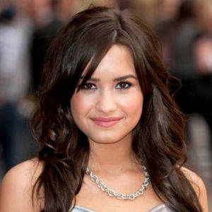 Demi Lovato empezarán a grabar 'Sunny entre estrellas' en Enero