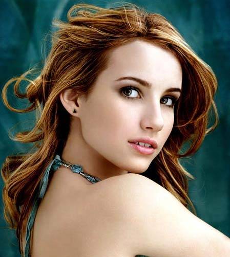 Fotos: Emma Roberts es captada mientras iba de compras