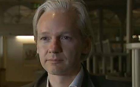 Wikileaks: Julian Assange posse miles de datos de cuentas secretas que le han sido entregadas por banquero suizo