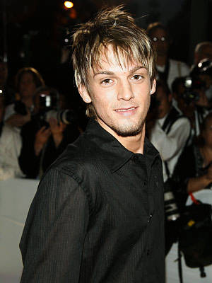 Aaron Carter entra en un centro de rehabilitación