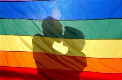 Uniones civiles: discriminando a los heterosexuales