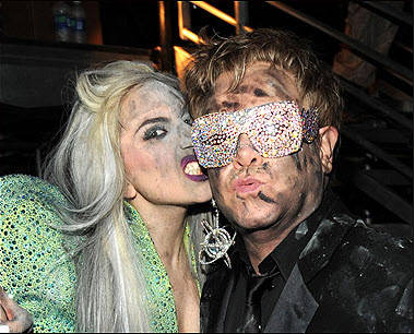 Lady Gaga y Elton John llevan dúo al cine