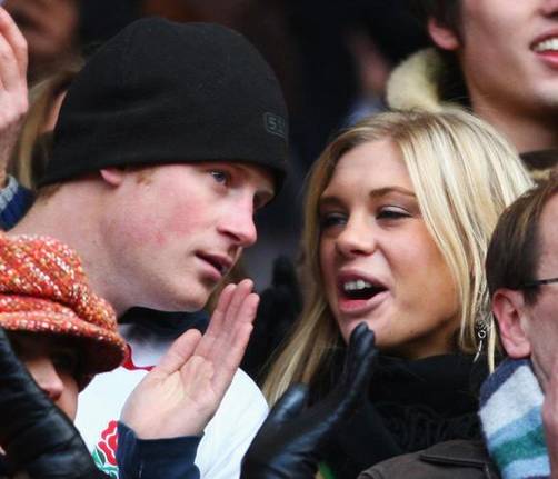 El Príncipe Enrique sale en secreto con Chelsy Davy