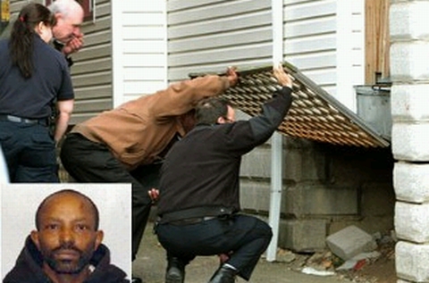 Hallan cuatro cadáveres más en la casa del asesino en serie de Cleveland Hallan cuatro cadáveres más en la casa del asesino en serie de Cleveland