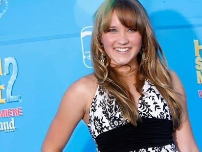 Emily Osment con su nuevo disco