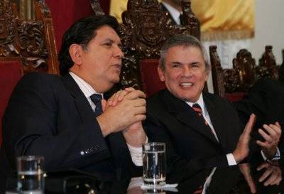 Alan García justifica pagos de Luis Castañeda a la OIM