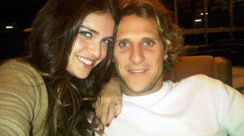 Diego Forlán y Zaira Nara anuncian su boda