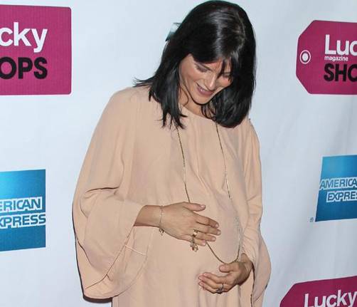 Selma Blair presume su embarazadísimo look