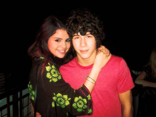 Selena Gómez y Nick Jonas, muy buenos amigos