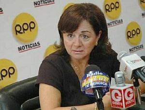 Perú: Rosario Fernández, Primera Ministra trabaja para Consorcio Camisea