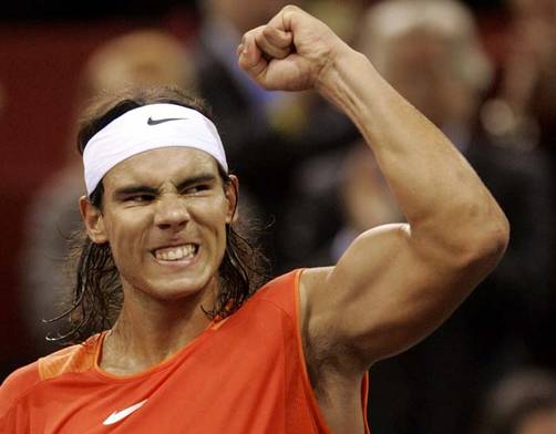 Nadal se impuso a Roger Federer, sigue reinando en París