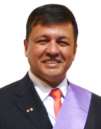 Alcalde del Calao Juan Sotomayor García quiere trepar al carro del presidente electo