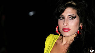 Amy Winehouse, hallada muerta en Londres