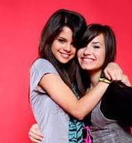 Demi es buena amiga de Selena