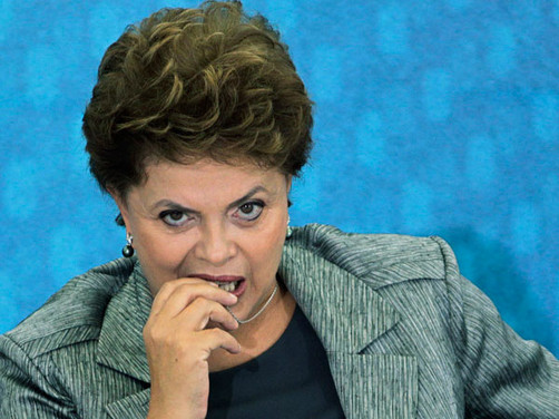 Rousseff prometió nueve estadios mundialistas para antes de fin de año