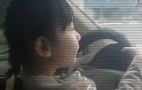 Niña de cuatro años al volante en plena autopista en China (video)