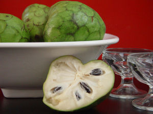 Frutas de Mistura: La Chirimoya