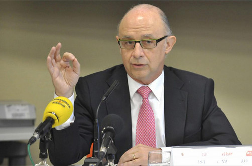 España: Cristóbal Montoro dice ahora que habrá paga a funcionarios con los sueldos más bajos España: Cristóbal Montoro dice ahora que habrá paga a funcionarios con los sueldos más bajos