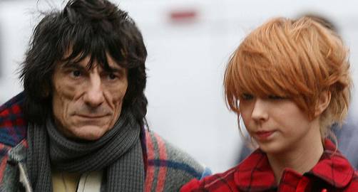 Detalles escabrosos del guitarrista de Rolling Stones que golpeó a su novia