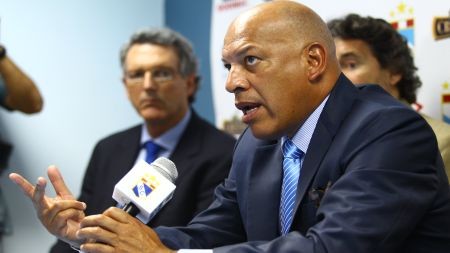 Roberto Mosquera quiere el bicampeonato Roberto Mosquera quiere el bicampeonato