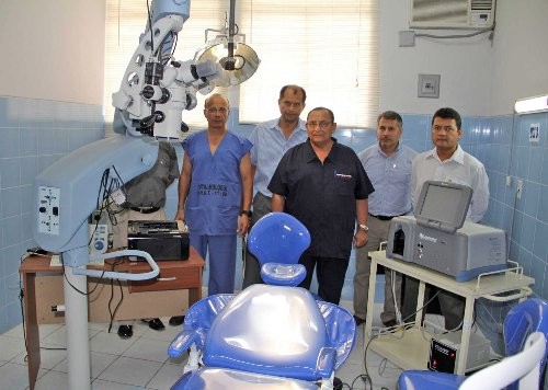 Claro y la Fundación Clinton entregaron instrumental médico a hospitales de La Libertad Claro y la Fundación Clinton entregaron instrumental médico a hospitales de La Libertad