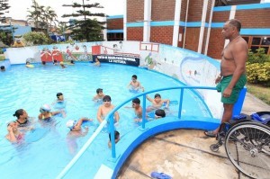 Se implementa en EsSalud Programa Verano 2013 para personas con discapacidad Se implementa en EsSalud Programa Verano 2013 para personas con discapacidad