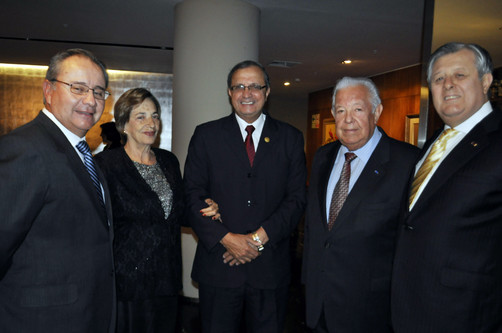 Cumplió años Presidente del CBC Julio A. Salazar Cumplió años Presidente del CBC Julio A. Salazar