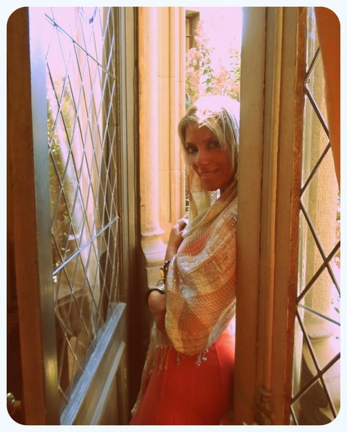 Periodista Andrea González-Villablanca, publica columna que cuestiona rol de la mujer latina. Periodista Andrea González-Villablanca, publica columna que cuestiona rol de la mujer latina.