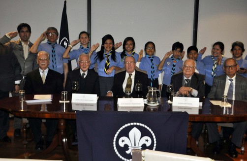 Elías Mendoza preside Corte de Honor Nacional de Scouts del Perú Elías Mendoza preside Corte de Honor Nacional de Scouts del Perú