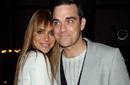 Esposa de Robbie Williams podría aparecer en 'Mujeres desesperadas'