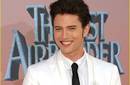 Jackson Rathbone en el estreno de su nueva película