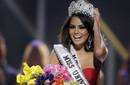 Jimena Navarrete, Miss Universo 2010, le cierra la boca Tiziano Ferro