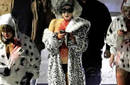 Lady Gaga se deja ver con un atuendo al estilo de Cruella Deville