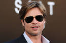 Brad Pitt luce sexy con pantalones de cuero