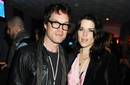 Neve Campbell se divorcia de John Light