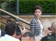 Selena Gomez sofisticada en el Hotel de Paris