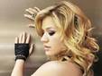Kelly Clarkson incluye dueto en nuevo álbum