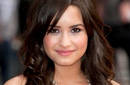 Demi Lovato se producía lesiones en el cuerpo