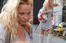 Pamela Anderson luce demacrada sin maquillaje