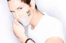 Christian Chavez se unió a campaña NOH8 en contra de la ley que prohibe el matrimonio gay