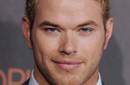 Kellan Lutz esta ansioso por luchar con Kristen Stewart