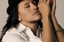 Elvis Crespo vuelve renovado e 'Indestructible'