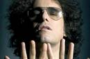 Andrés Calamaro olvida letra de sus canciones en México