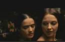 Frida Kahlo interpretada por Salma Hayek en polémica escena lésbica