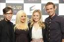 Christina Aguilera se rinde ante Cher en 'Burlesque'