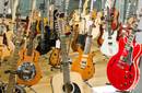 Sesenta guitarras de Eric Clapton en subasta