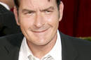Charlie Sheen planea matrimonio doble