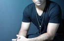 Luis Fonsi sale con modelo española